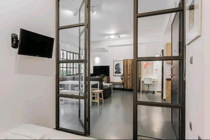 Fashionable Base In Central Athens In The Old Tailor Factory 외부 사진
