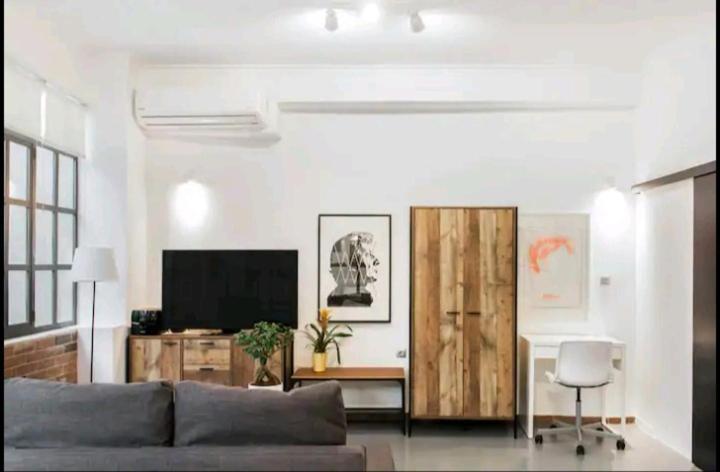 Fashionable Base In Central Athens In The Old Tailor Factory 외부 사진